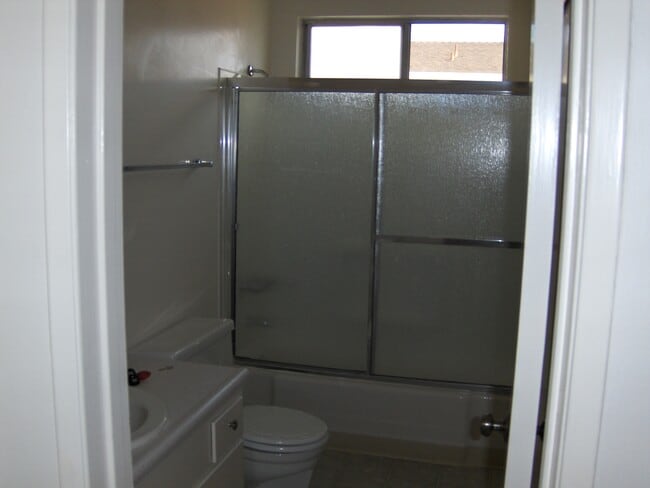 Foto del edificio - 21113 Amie Ave