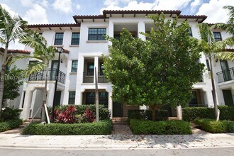 Building Photo - 11671 SW 13th Ct