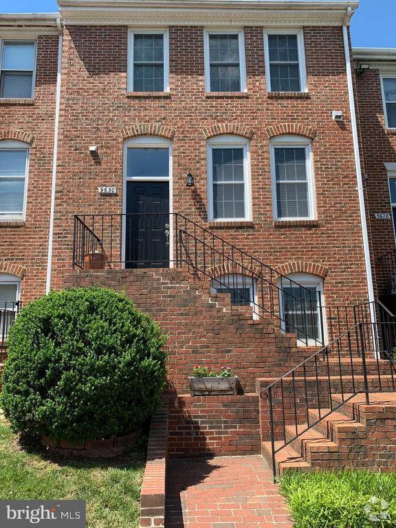 Building Photo - 9630 Sutton Green Ct