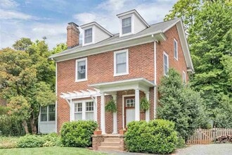 Building Photo - 1107 Hazel St