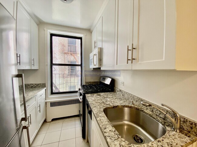 Foto del edificio - 600 West 218th Street