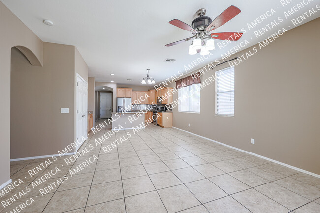 Foto del edificio - 4 Bedroom home in Laveen