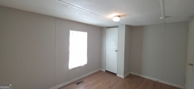 Foto del edificio - 2263 Stanley Rd