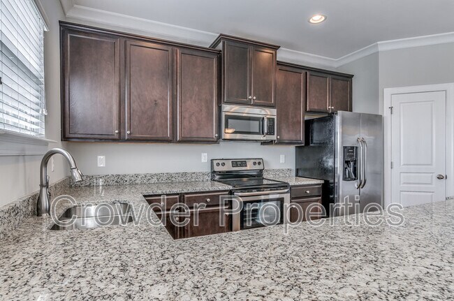 Foto del edificio - 333 Halton Crossing Dr SW