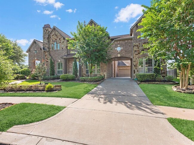 Building Photo - 19003 Cove Manor Dr