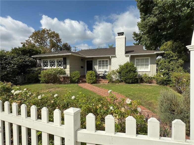 Foto principal - 4125 Bakman Ave
