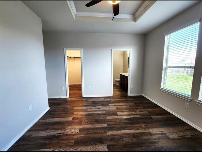 Building Photo - 24106 Silver Sunset Ln