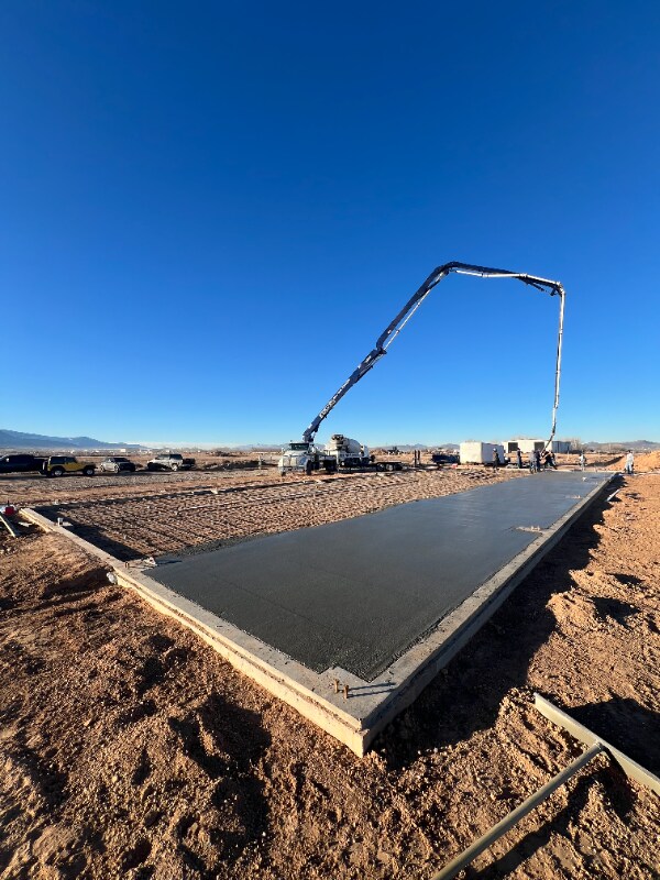 Foto del edificio - 5996 N 700 E