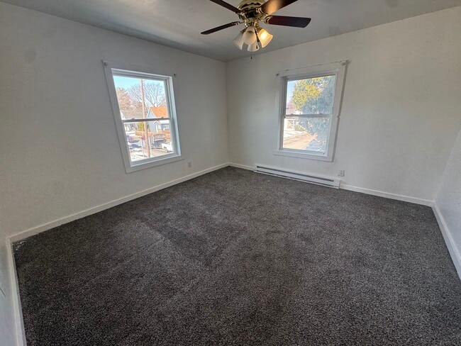 Foto del edificio - 723 W Jefferson St