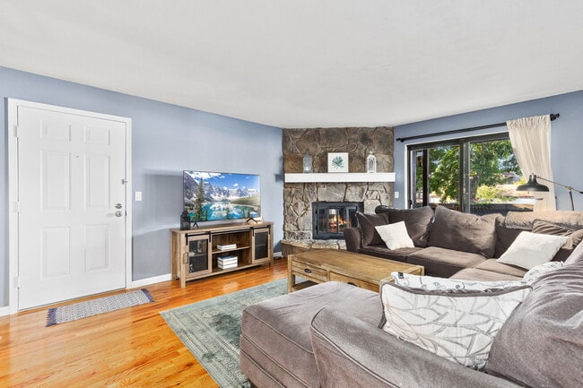 Building Photo - 7770 W 87th Dr