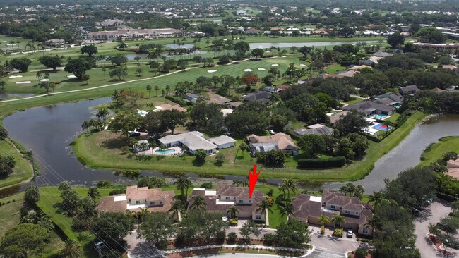 Foto del edificio - 4496 Hickory Dr