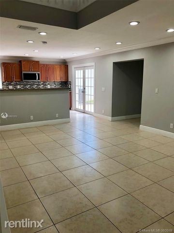 Foto del edificio - 6365 NW 173rd St