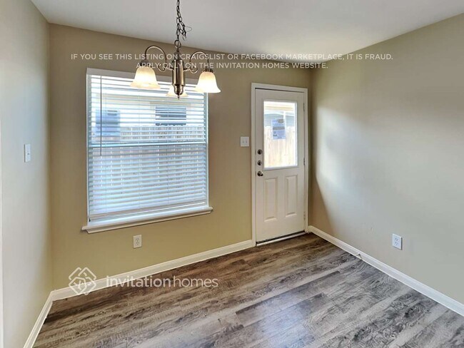 Building Photo - 1023 Redcrest Springs Ct