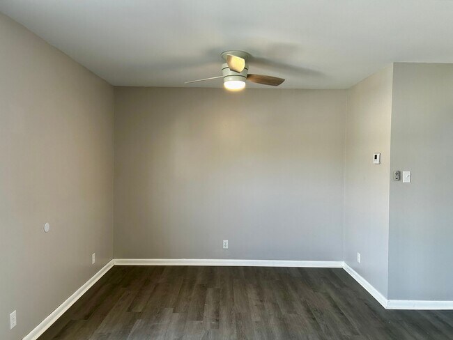 Foto del edificio - 305 Greenbriar St