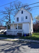 Building Photo - 211 S 11th Ave