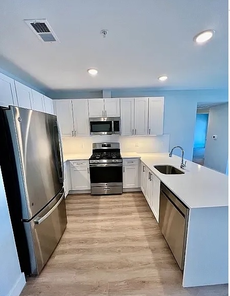 Foto principal - 168 Emmet St