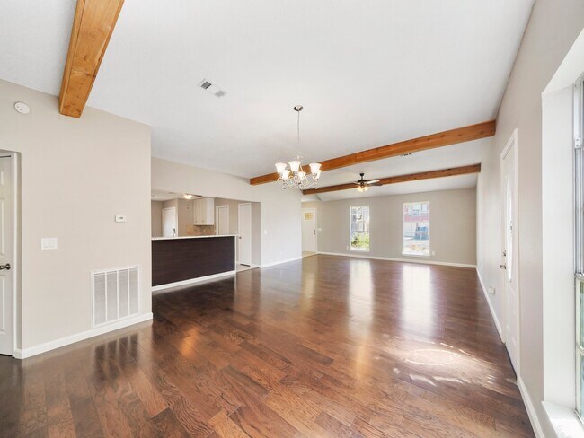 Foto del edificio - 21214 Park Willow Dr