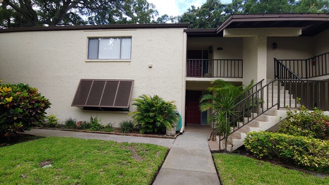 Foto del edificio - 700 Starkey Rd