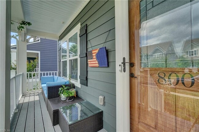Building Photo - 800 Corcormant Ln