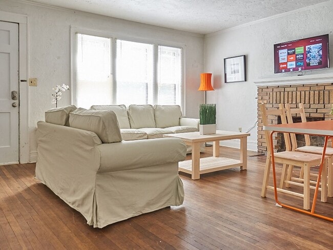 Foto del edificio - R0504