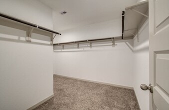 Building Photo - 3711 Birtley Bnd Wy