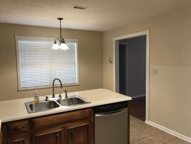 Foto del edificio - 20 Walden Ridge Rd
