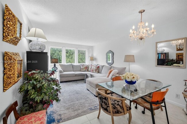Foto del edificio - 2200 Park Ln