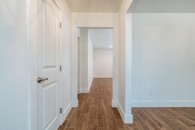 Building Photo - 17102 Bobcat Trail