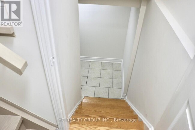 Photo du bâtiment - 38 Audrelane Ct