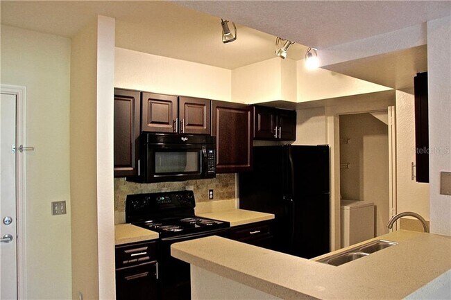 Foto del edificio - 4225 Fox St