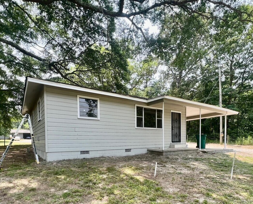 Primary Photo - 2307 Willow Springs Rd