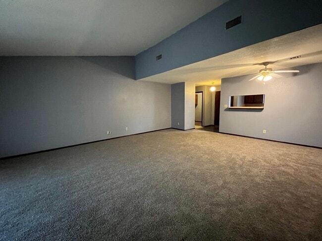 Building Photo - 39th Street Duplex