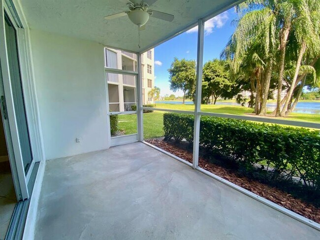 Foto del edificio - 3051 N Course Dr