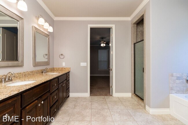 Building Photo - 3 br, 2 bath House - 7209 Nick St
