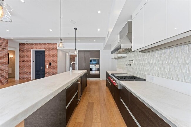 Building Photo - 465 CENTRAL Ave