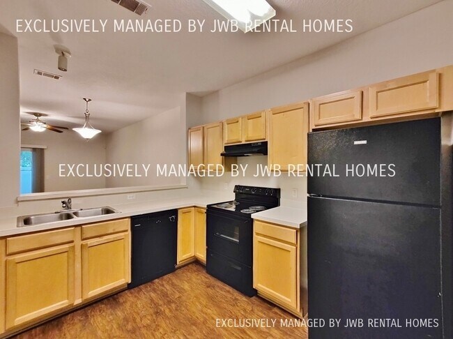 Building Photo - 4802 Playpen Dr