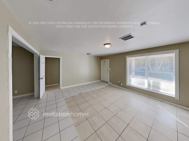Foto del edificio - 4825 Washington St