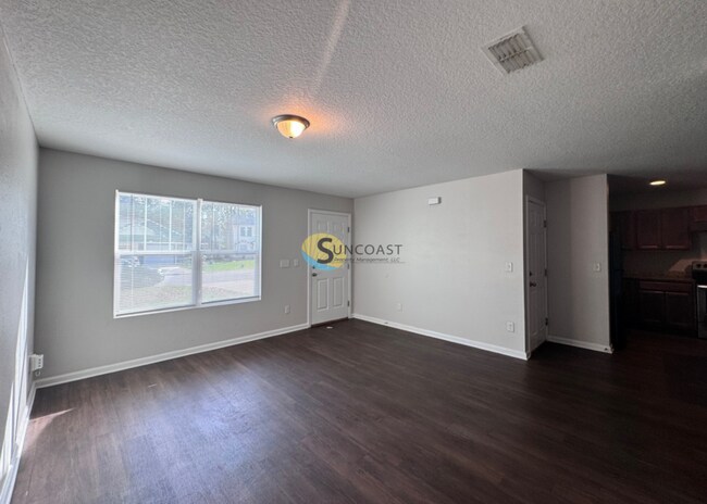 Foto del edificio - Settle in a Lovely Community in a Awesome ...