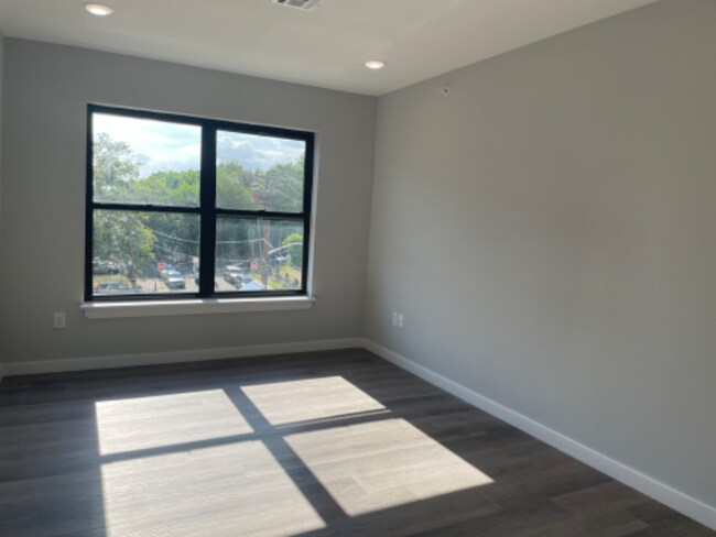 Foto del edificio - 180 Cedar St