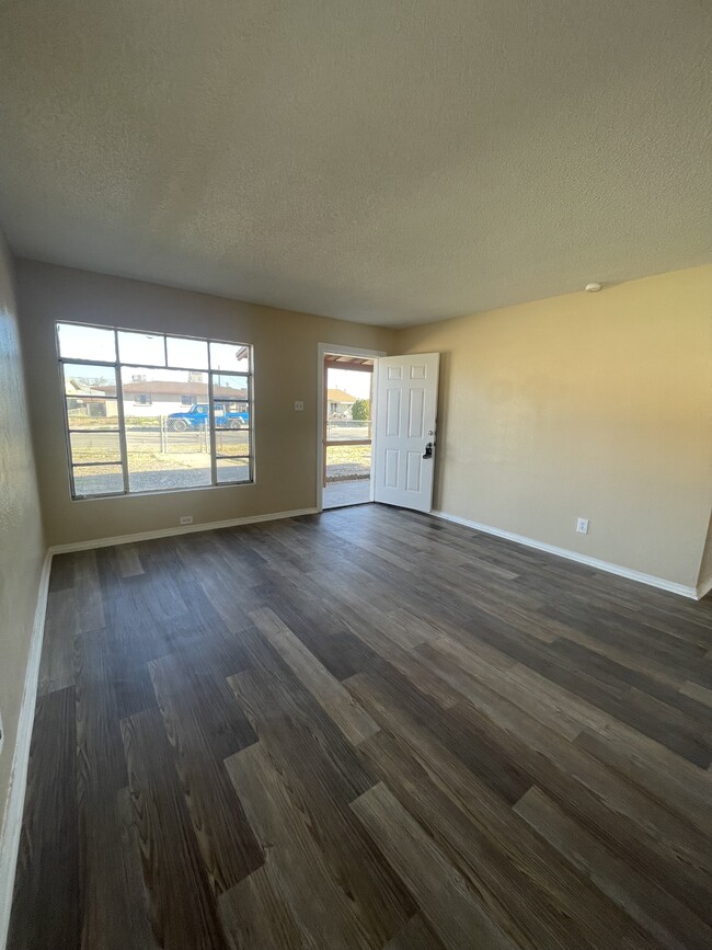 Building Photo - 5016 Wilmoth Ct