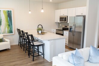 BPP - Magnolia Model Home-Web-0011 (24).jpg - Magnolia Point Cottages & Townhomes
