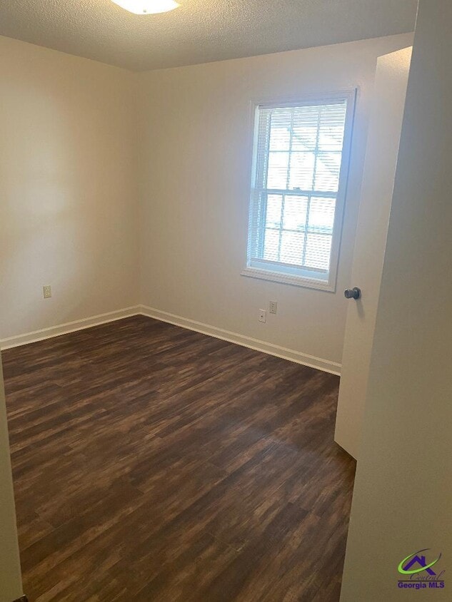 Building Photo - 1005 Morningside Dr