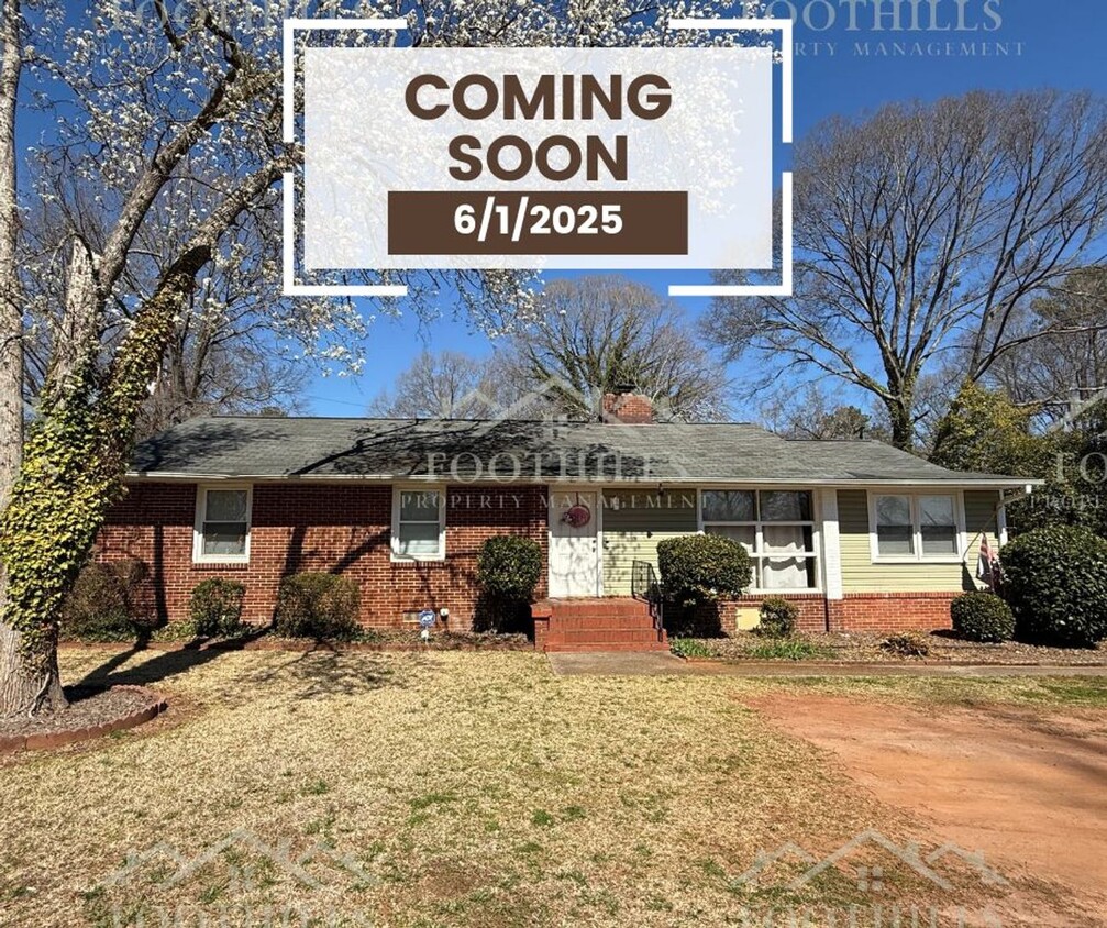 Foto principal - 3-Bedroom Home Near Anderson University – ...