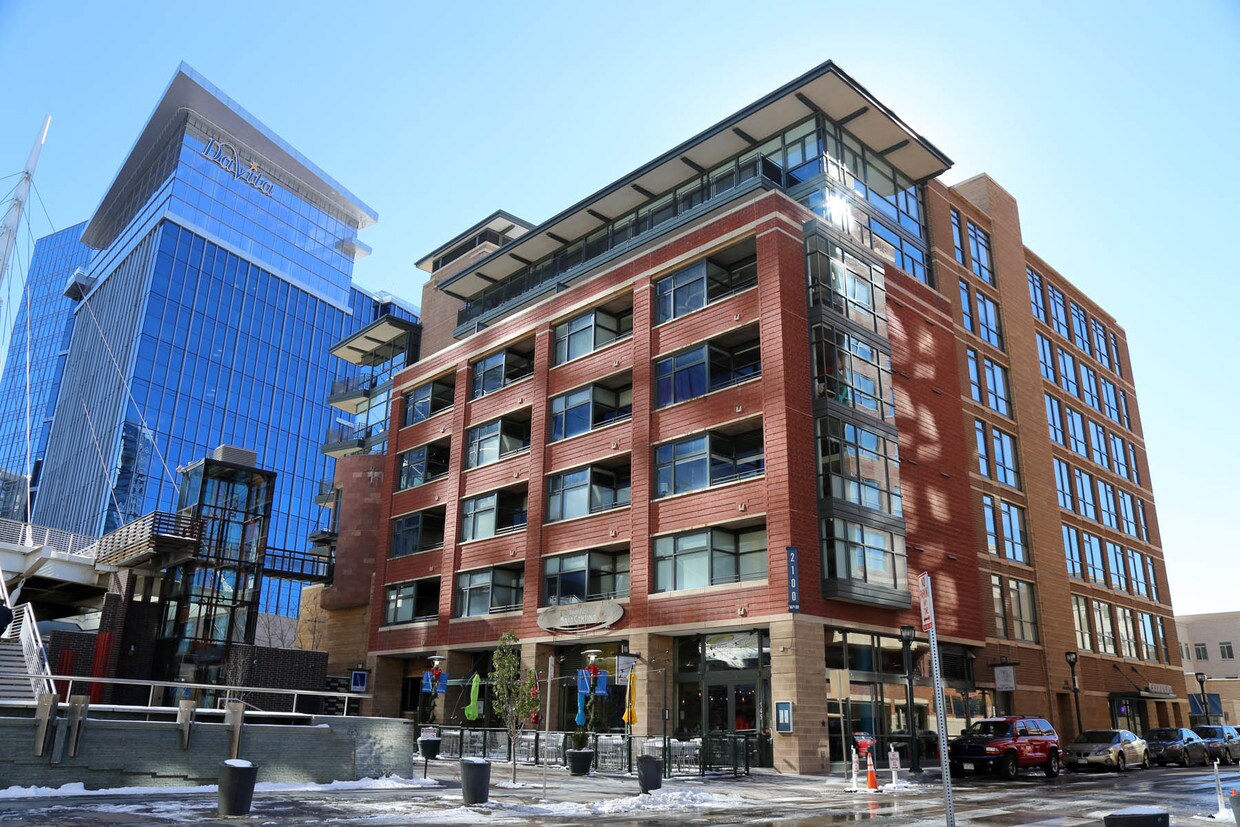 2100 16th St Mall Denver Co 802 Townhouse For Rent In Denver Co Apartments Com