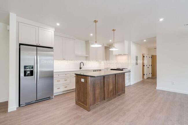 Building Photo - 844 NW 43rd St