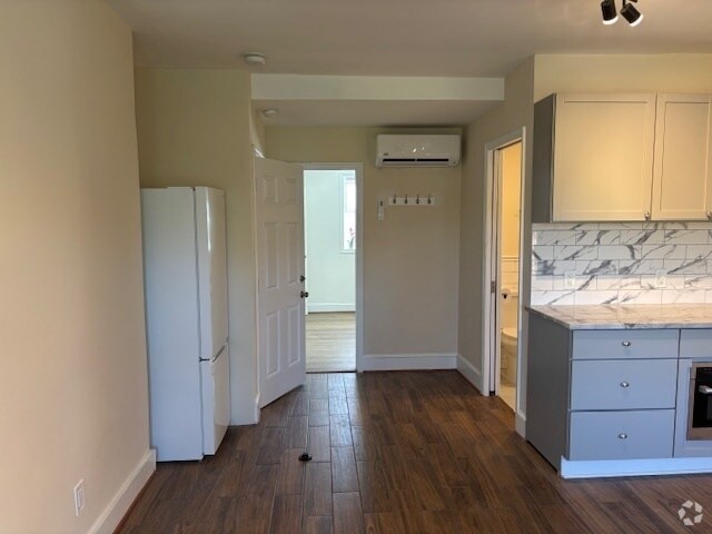 Building Photo - 2909 13th St NW