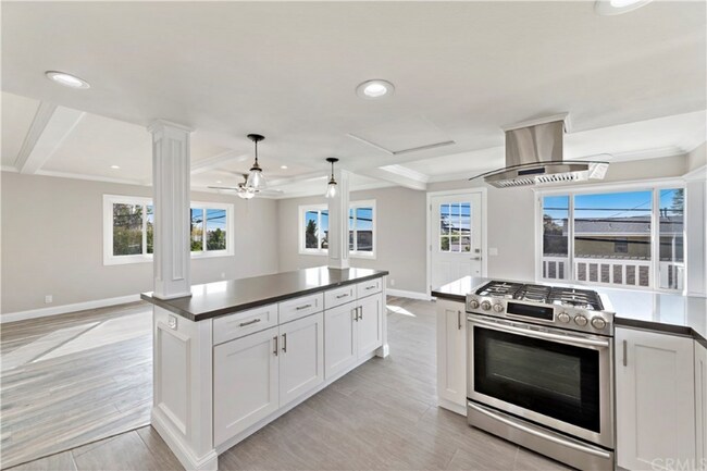 Photo - 26422 Via California Apartment