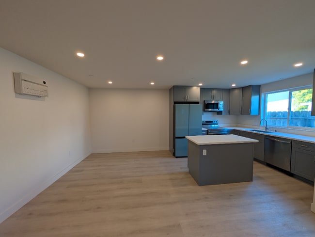 Photo - 150-152 Florida Ave Apartment