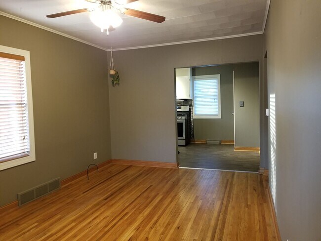 Foto del edificio - NE 2 bedroom,  Fenced Yard, Newly Updated!