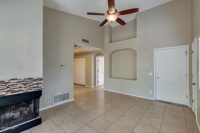 Foto del edificio - 6550 N 47th Ave
